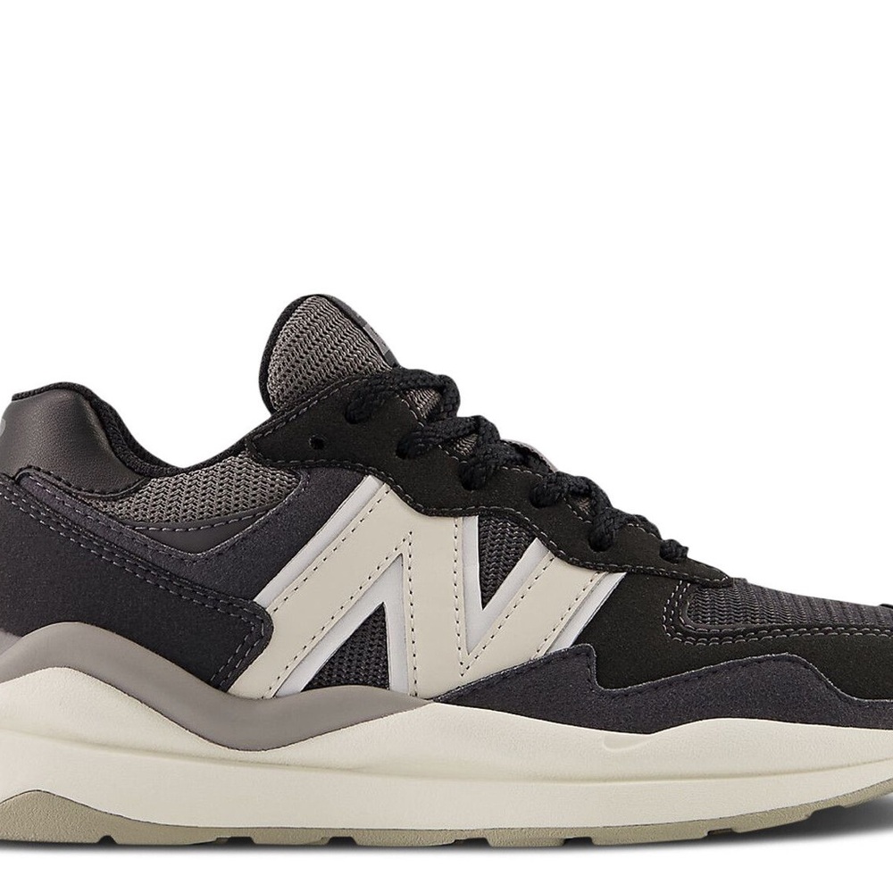 New Balance 57/40 sneaker